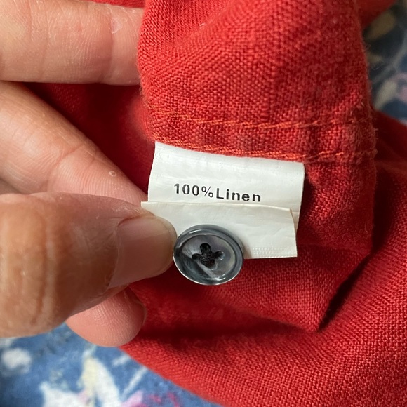 100% Linen Button-Up - Picture 3 of 3